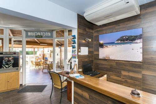 Apartamento Sol Ponent Cala Blanca  Exterior foto